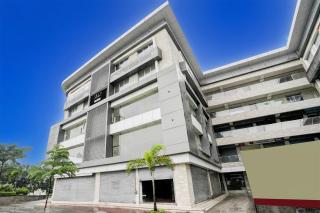 Collection O Adajan Formerly Hotel Sky Palace - 3