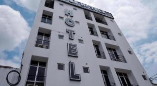 Weiss Hotels Kepong Baru - 4