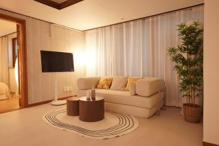 Wangsimni Station 3 Min Walk Line 2 Near Seongsu Hanyang Univ 3BR Sleeps 8 - 8