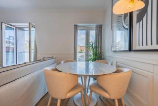 Boulevard Dream II by Innkeeper - 1