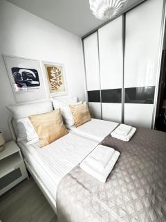 Tauron Arena Krakow One Bedroom Apartment with Balcony-Self Check-In - 3
