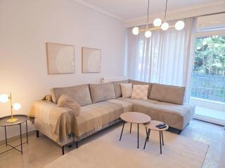 Lola Forest Deluxe - Kastoria - 8