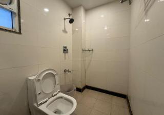RG SUITES XOTEL BTM Near CENTRAL SILKBOARD METRO STATION - 7
