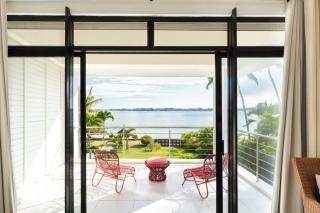 Villa Grand standing pieds dans l'eau GRAND BAIE - 2