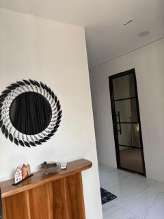 Modern 4BR Townhouse High-End Finishes - 1