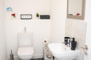 Pines Villas 1, Three Spacious 3BR Homes, Perfect for Groups - 9