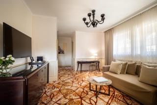 Boutique Hotel Alhambra - 8