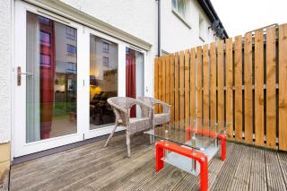 Family getaway home in Southside Central - 0