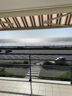 Appartement avec Balcon face Mer - 9