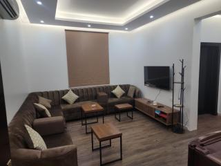 شقة الروضة مؤثثة ايجار يومي عمارة هوزان - Al Rass - 2