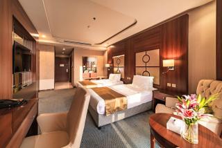 Sunday Red Sea Fountain Alhamra Formerly Vivid Plaza Hotel - 8