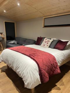 Mill House Farm Pods- Kingfisher - 9