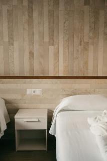 Apartamentos Turísticos La Teja - 2