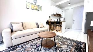 Sky Trees Bukit Indah netflix and wifi - Johor Bahru - 8