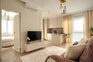 ARI Luxury Apartment with Balcony - AFI Mall - 0
