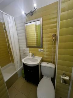 Magheru Studio! - Bucarest - 1