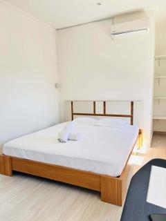 Stylish 1-Bedroom Apt 10mins Walk to Beach - GBHB4 - 3