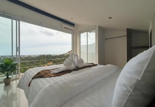 Seaview Bliss 2BR with Balcony Paradise Apartment - 6