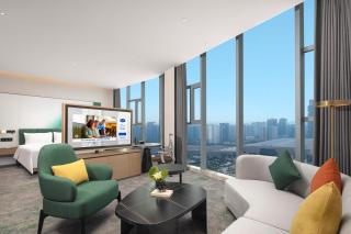 郑州东站希尔顿欢朋酒店 - 0