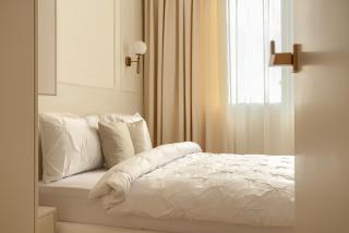 ARI Luxury Apartment with Balcony - AFI Mall - 5