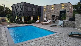 Villa 3QB - Split by Villas Guide - 0