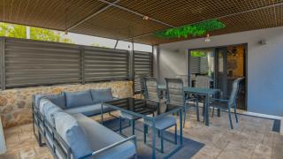 Villa 3QB - Split by Villas Guide - 2