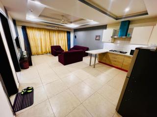 She's living apartment in Islamabad - 3