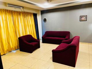 She's living apartment in Islamabad - 1