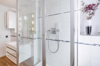 Hochwertige Ferienwohnung mit kurzer Strandentfernung - 1