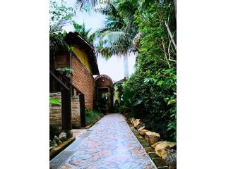 Lua Chalés 14 chalés equipados com churrasqueira, piscina e hidro incluindo café da manhã , roupa de cama, toalhas de banho e de praia a apenas 600 metros da praia de Maresias - 9