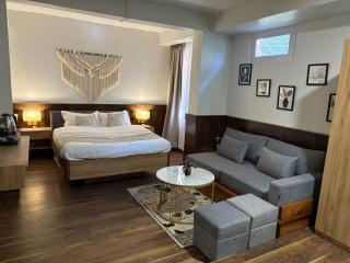 Cloud Studio by The Erina House - 4