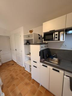 Cabanon Provençal - Le Clos Madame - 2