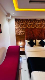 hotel Lotus Park Gandhinagar - 2