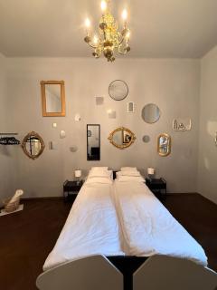 Two Paws Apartment - 2