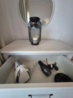 Spacious modern 1-bed apartment near Victoria Park & London Stadium - London - 3