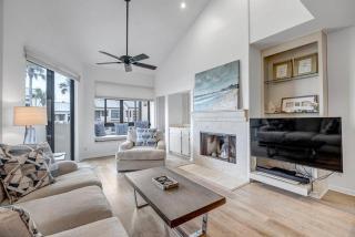Seas the Day - Serene condo w pool & beach access - 0