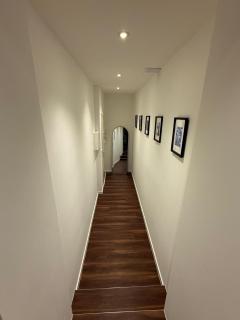 Modern apartment right in trendy Agnesviertel - 3