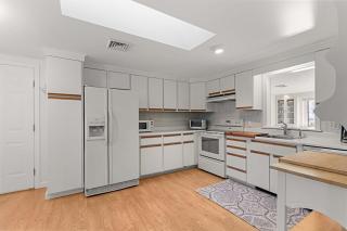 Steps to Bayside Beach Central AC Large Backyard - 1