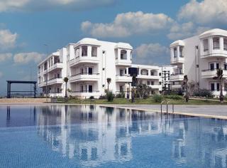 Beach, Golf and Pool & Relaxing Stay - 9