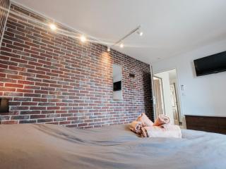 La Ressource, Claire - 3