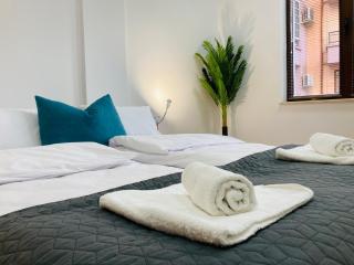 Spacious & Classy 2BDR Apartment with 2 Baths in Plovdiv Centre - 1