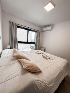 Acogedor y comodo depto con excelente ubicacion y cochera - Bonavista Rentals - 4