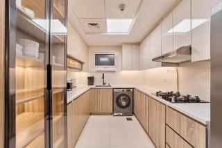 Bright & Cozy 2BR Apartment Close to Aeroport - 9