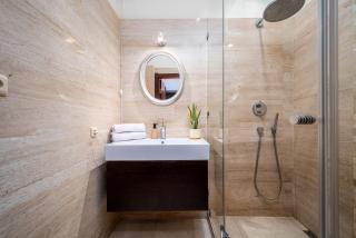 Fabryczna, Sun & Snow - 6