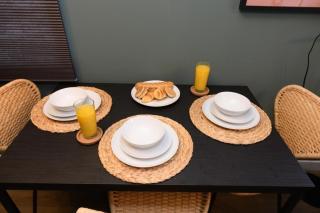 LongStay 3 Bedroom Apartment with 2 Bathroom, Private Parking - Fast Wifi - 9