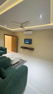 Marigold hotel and restaurant - 5