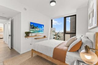 Prime Downtown Stay 2BR- Parking Included -Near Bayside & Cruise Port - 2