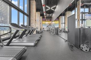 Prime Downtown Stay 2BR- Parking Included -Near Bayside & Cruise Port - 5