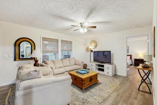 Piney Glade - 18628 Sylvan Dr - 0