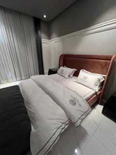 The Lake View Farm - 4